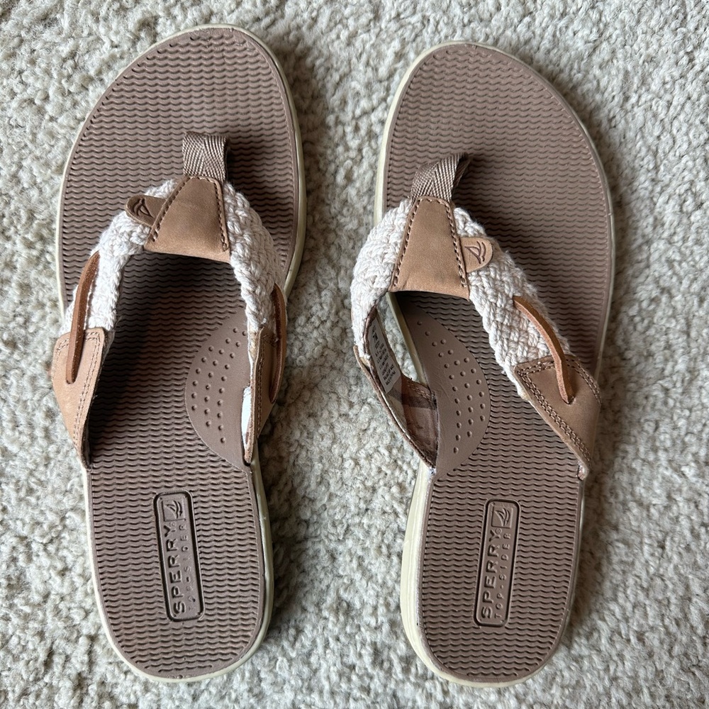 Sperry women’s sandals - size 7